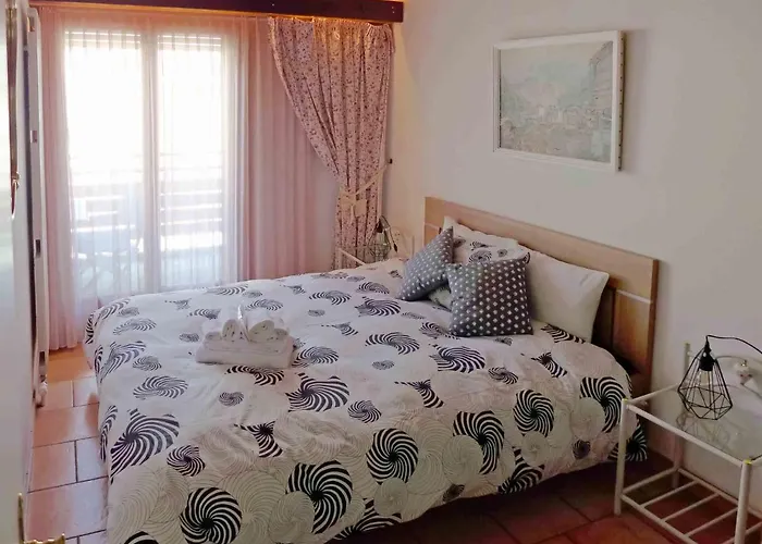 Le Tsaumiau A 17 By Interhome