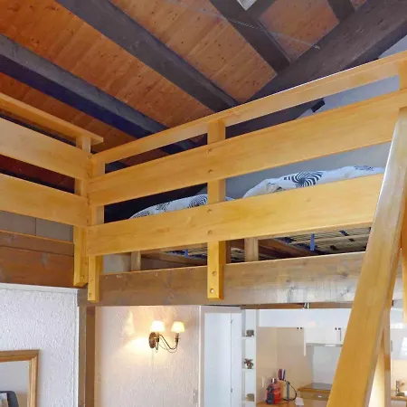 Le Tsaumiau A 17 By Interhome 아파트 크란스몬타나